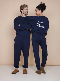 Slow Navy Sweater en Broek set Unisex via SNURK
