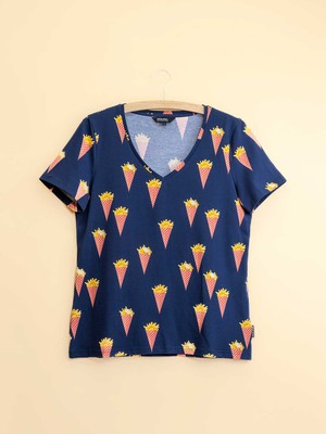 Fries Navy V-neck T-shirt en Shorts set Dames from SNURK