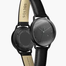 Black Curve Solar Watch | Black Vegan Leather van Solios Watches