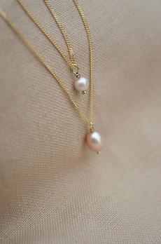 Tiny Pearl Necklace - Gold 14k van Solitude the Label