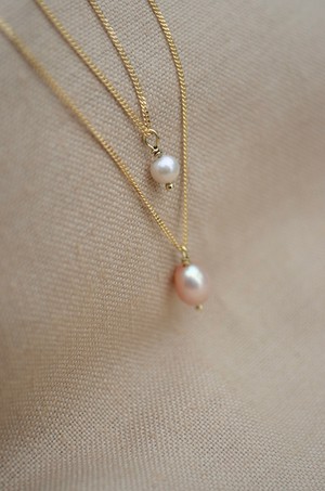 Tiny Pearl Necklace - Gold 14k from Solitude the Label