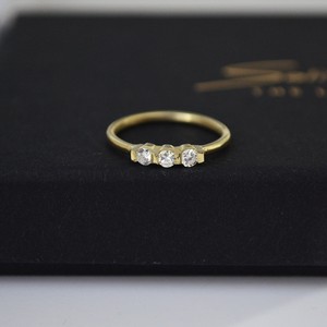 Five diamond ring - Gold 14k & Diamonds from Solitude the Label
