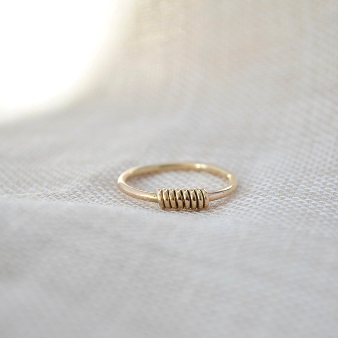 Swirl Ring - Gold 14k from Solitude the Label