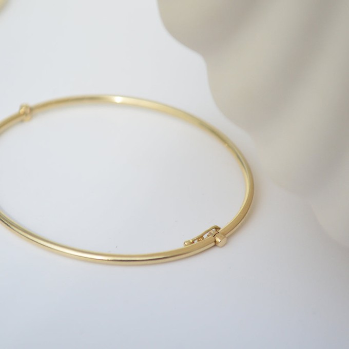 Round Bangle - 14k gold from Solitude the Label