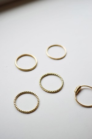 Plain Ring - Gold 14k from Solitude the Label