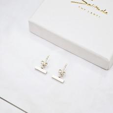 Ava Earpins van Solitude the Label
