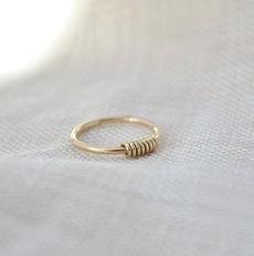 Swirl Ring - Gold 14k van Solitude the Label