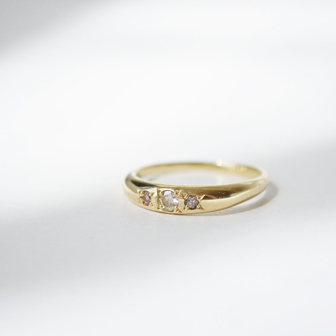 Diamond June ring - Gold 14k & Diamonds from Solitude the Label