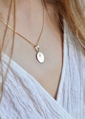 Powerful Poppy - Botanical Amulet - Gold 14k from Solitude the Label