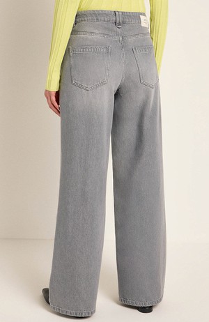 Marlene jeans light grey from Sophie Stone