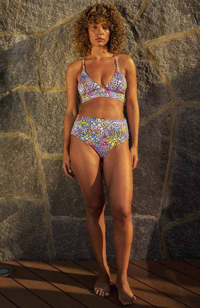Bikinibroekje Slite meadow flowers from Sophie Stone