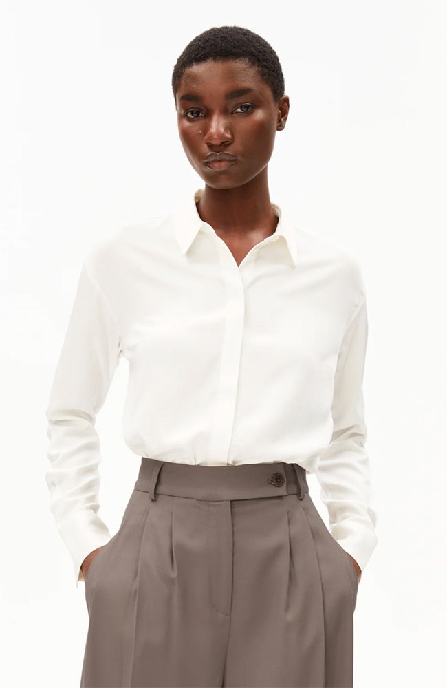Larisaana longsleeve blouse wit from Sophie Stone