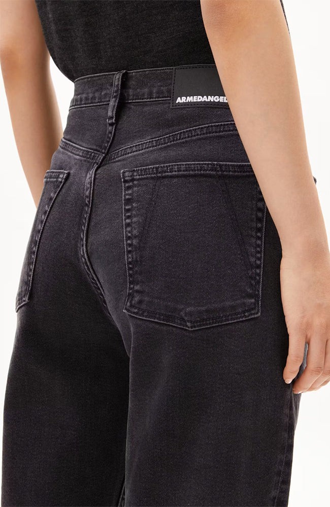 Mairaa Mom jeans ebony from Sophie Stone