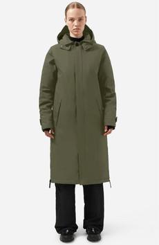 Mac padded regenjas army green via Sophie Stone