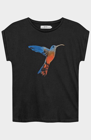 Visby painted hummingbird shirt from Sophie Stone