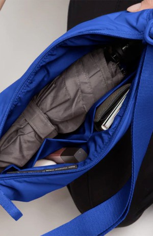 Moon bag cloud cobalt from Sophie Stone