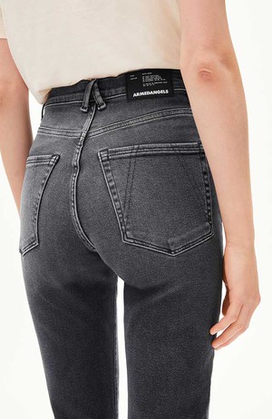 Lejaani straight leg jeans licorice from Sophie Stone Lejaani straight leg jeans licorice from Sophie Stone