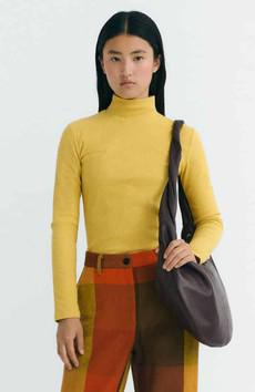 Aine hemp top hive via Sophie Stone