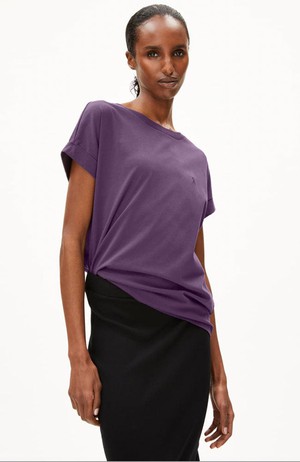 Idaara t-shirt vivid voilet from Sophie Stone