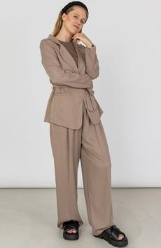 Bruine wide leg pantalon via Sophie Stone