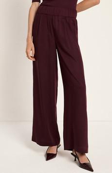 Tencel wide leg broek bordeaux via Sophie Stone