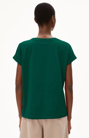 Idaara t-shirt emerald green from Sophie Stone