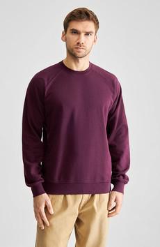 Sweater Malmoe base fig red via Sophie Stone