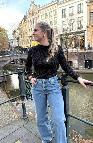 Joan jeans cindy mid used from Sophie Stone