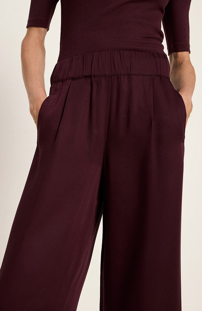 Tencel wide leg broek bordeaux from Sophie Stone