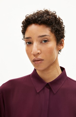 Larisaana blouse cranberry from Sophie Stone