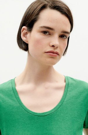Regina t-shirt clover green from Sophie Stone
