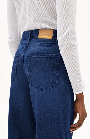 Baarell barrel jeans airglow from Sophie Stone