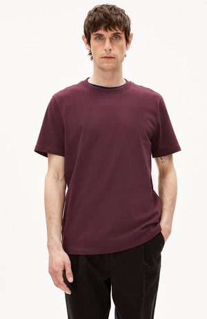 Maarkos t-shirt dark cranberry from Sophie Stone
