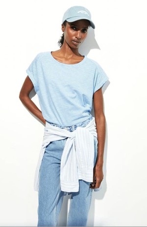Oneliaa lovely stripes shirt oatmilk-silky blue from Sophie Stone