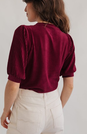 Horst shirt cranberry from Sophie Stone