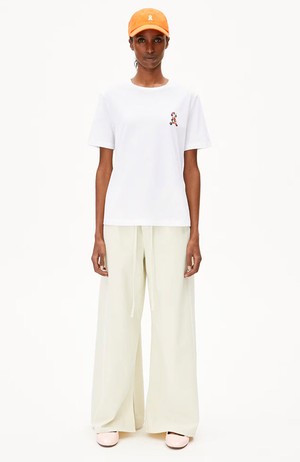 Lualaa icon shirt flower from Sophie Stone