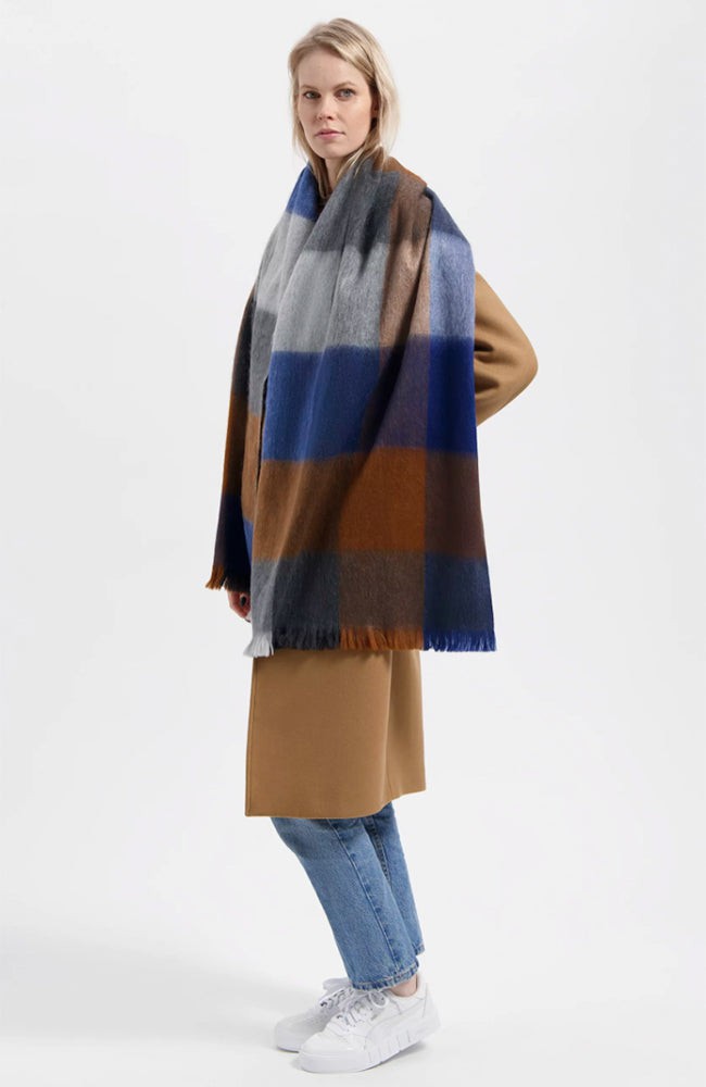 Sjaal blocked cobalt from Sophie Stone