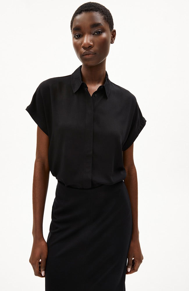 Larisaana blouse black from Sophie Stone