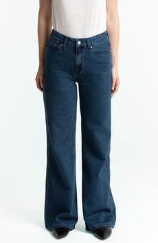 Jane flare jeans alex dark worn via Sophie Stone
