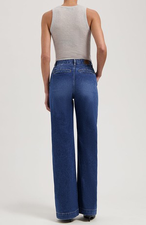 June mid loose jeans Fresh Fade from Sophie Stone