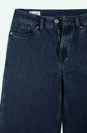 Jane flare jeans alex dark worn from Sophie Stone