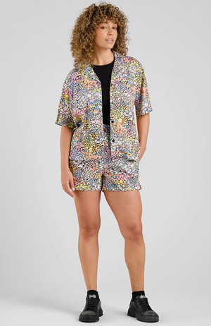 Aspudden shorts meadow flowers from Sophie Stone