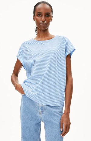 Oneliaa lovely stripes shirt oatmilk-silky blue from Sophie Stone