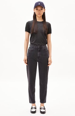 Mairaa Mom jeans ebony from Sophie Stone