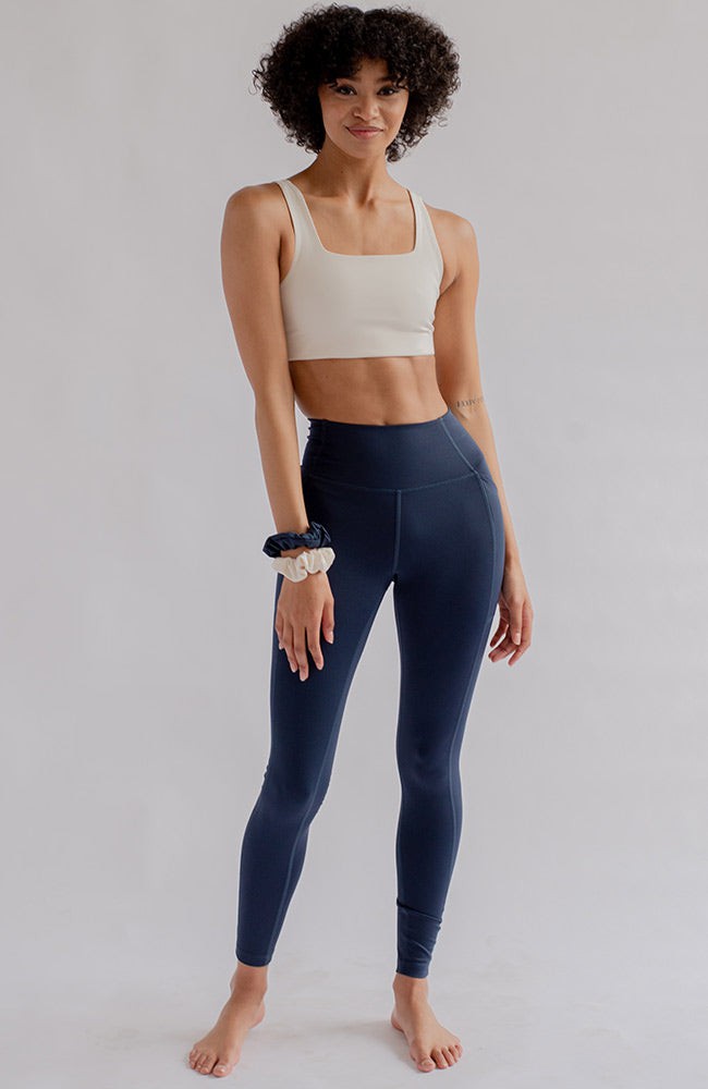 Compressive high-rise pocket leggings midnight from Sophie Stone