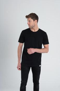 Premium Organic T-shirt Jet Black via Stricters