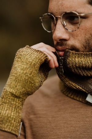 Earl Mens Fingerless Gloves Rib Knit Merino Blend With Sturdy Zippers - Mustard Mix from STUDIO MYR