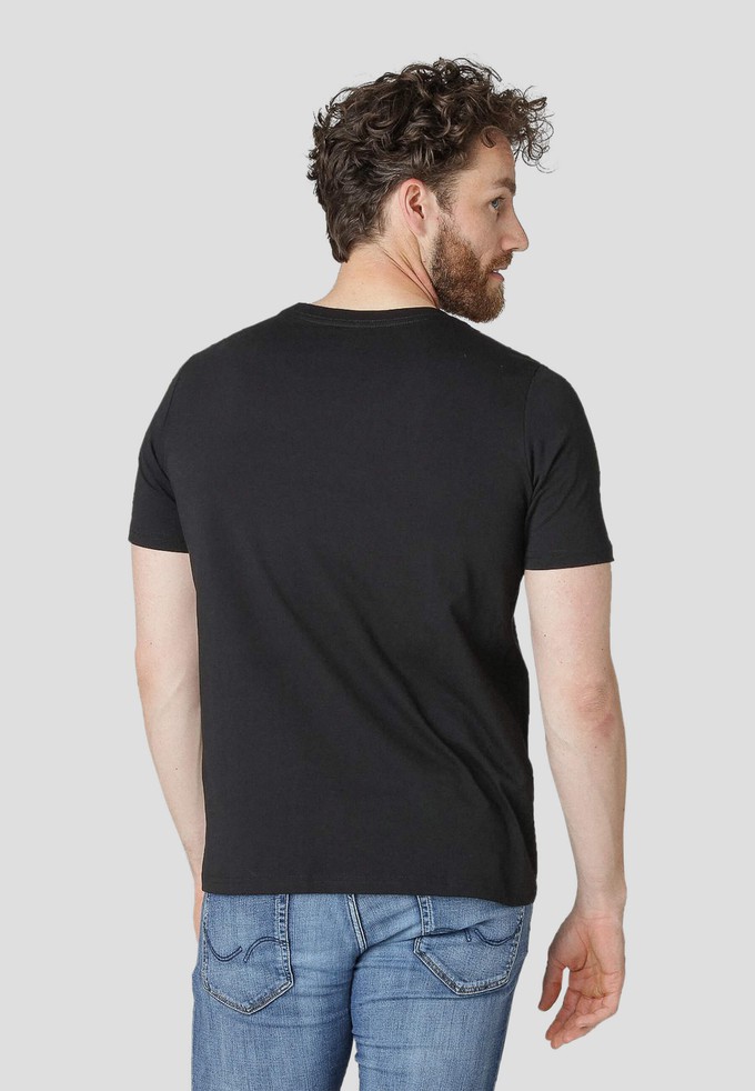 Holmen Tee Black from Superstainable