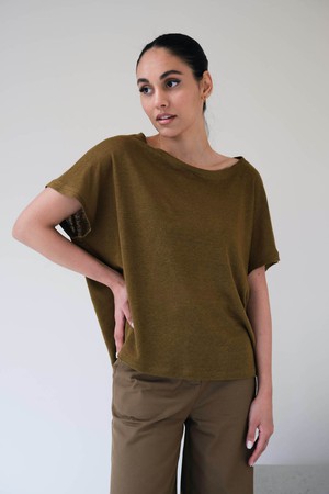 Corinne Top | Linnen Viscose Olijfgroen from Sûr Atelier