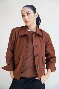 Kort jasje | Wol Bruin via Sûr Atelier